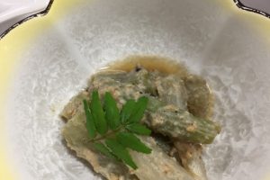 ウドの胡麻和え